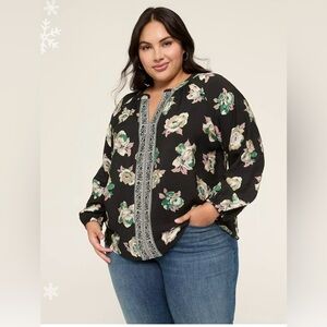 Lane Bryant Black Floral Blouse Easy Split-Neck Popover Blouse
Size:18/20